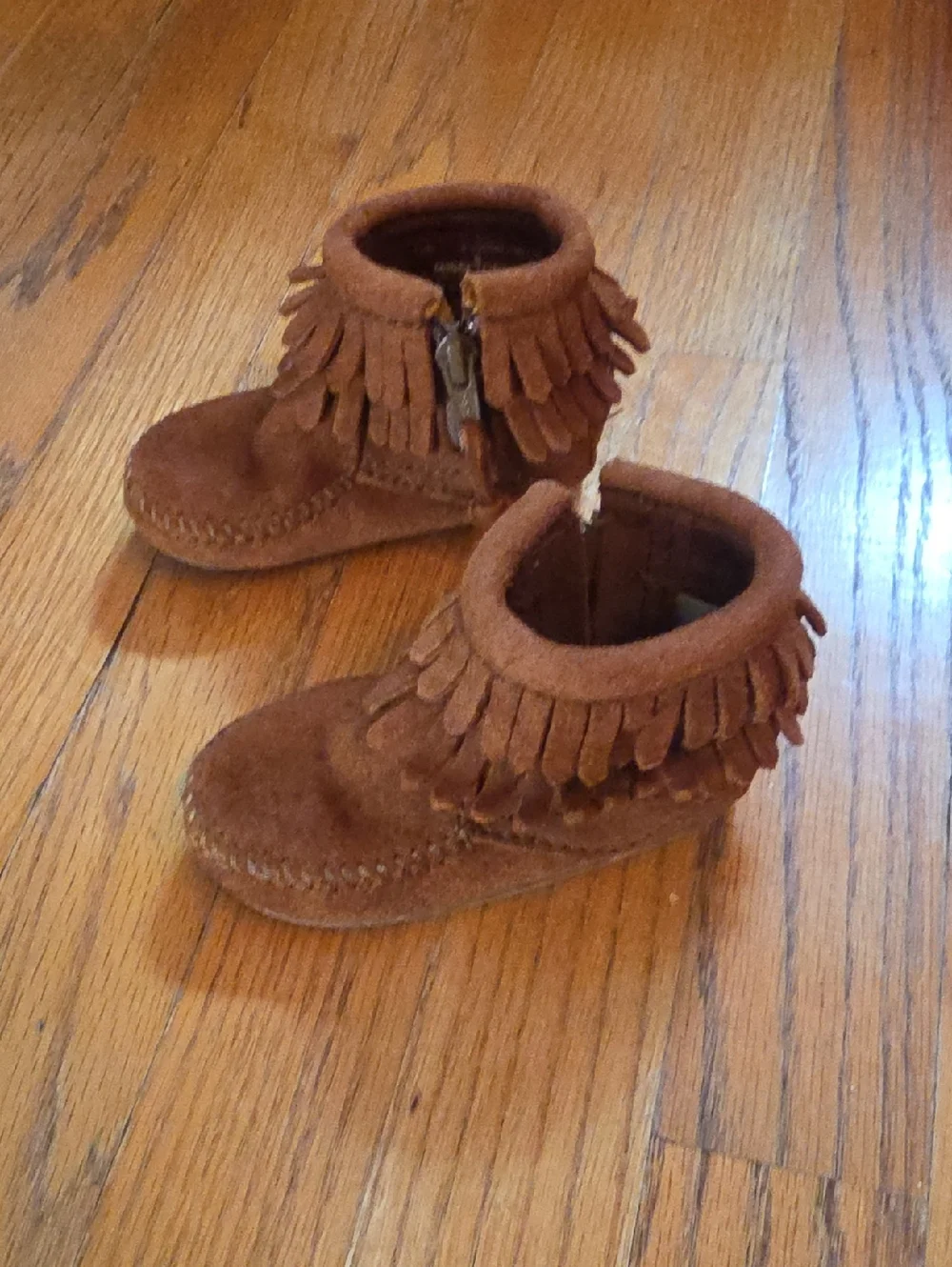 👪 Minnetonka Leather Double Fringe Ankle Boots Size 4